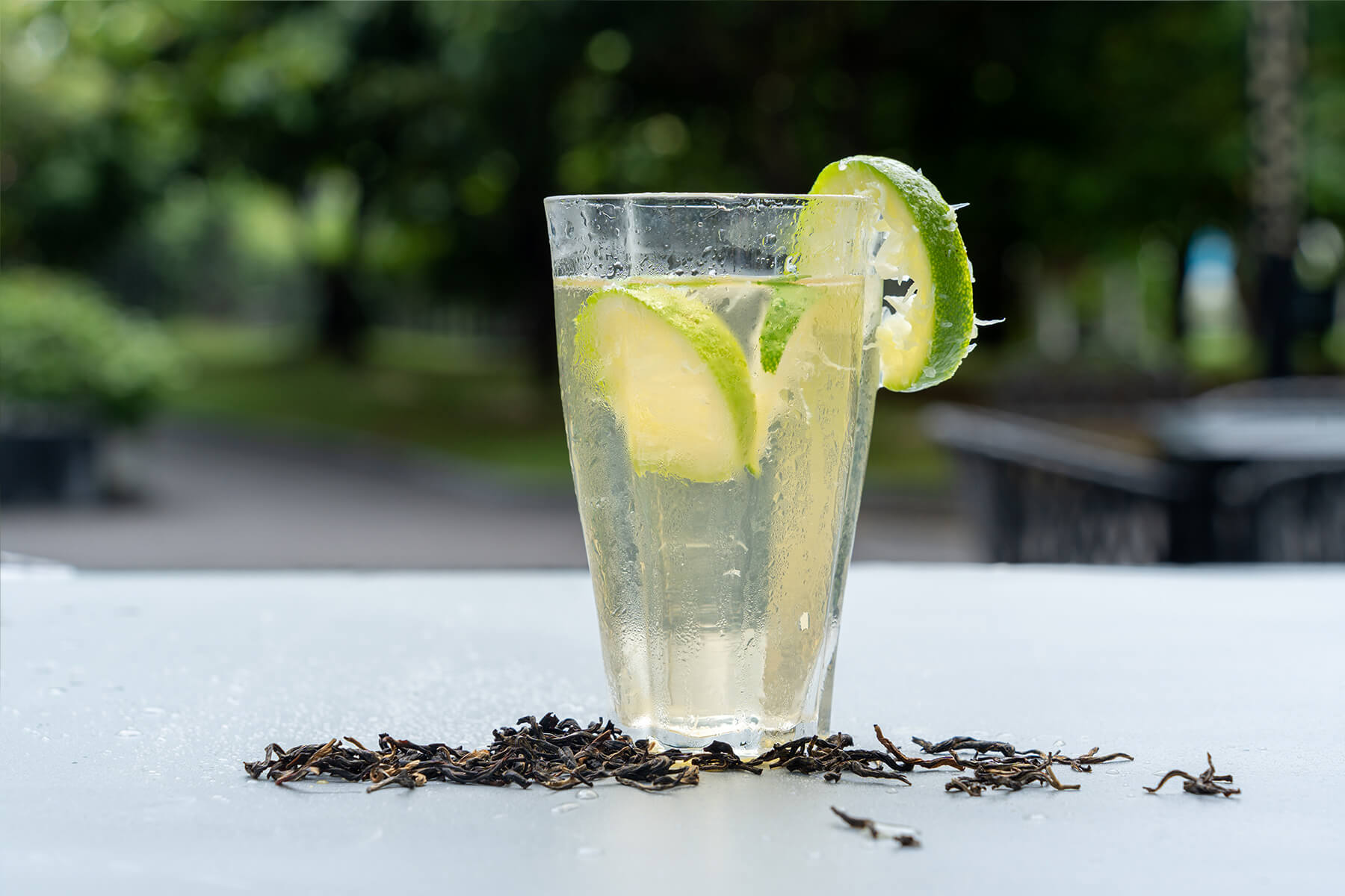 fruit-tea-with-iced-tea-selection